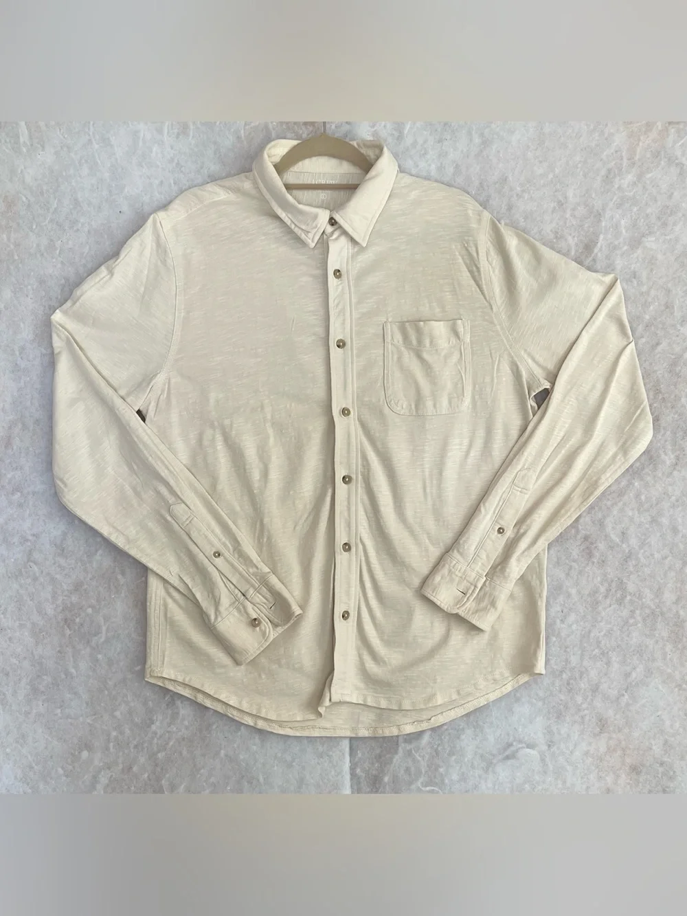 J.Crew Lightweight Seaboard Soft-Knit Shirt an off-white/cream shade. (SKU766)